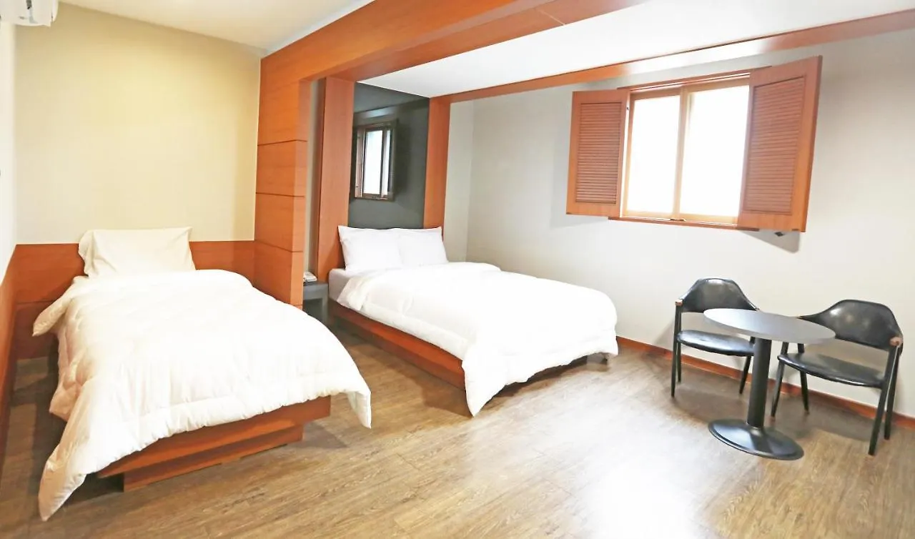 Incheon Airport Hotel June 3*,