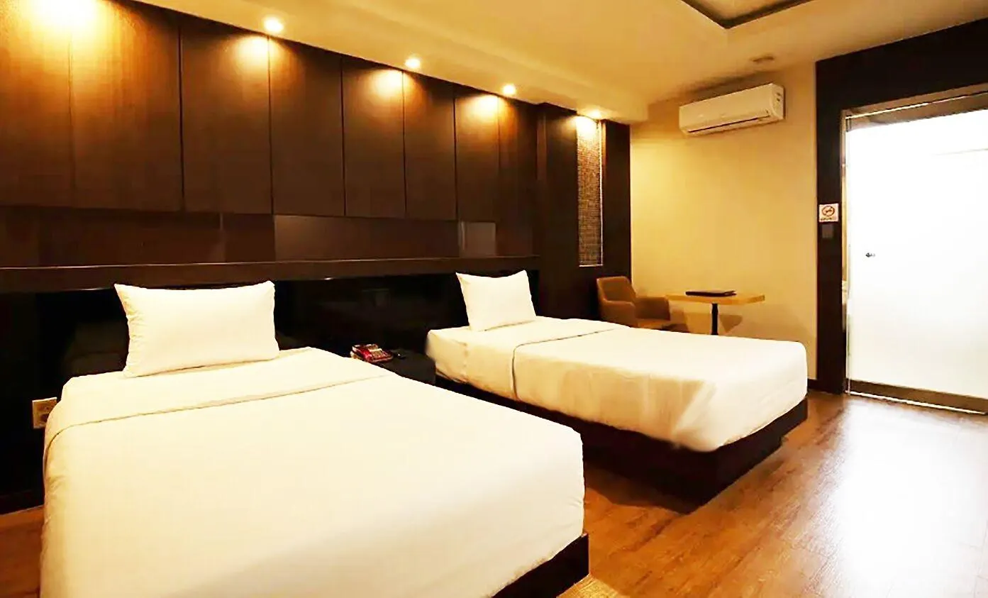 Incheon Airport Hotel June