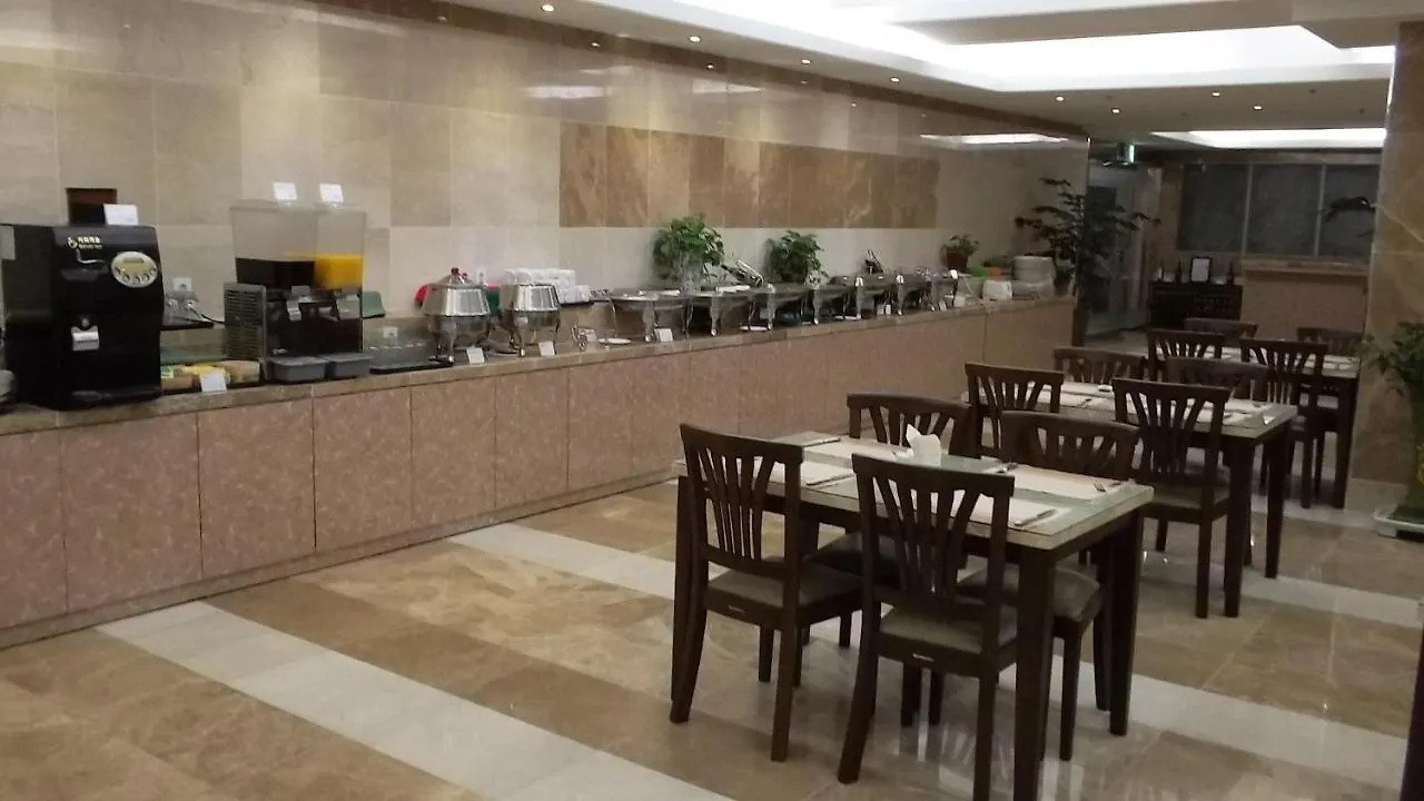 Incheon Airport Hotel June